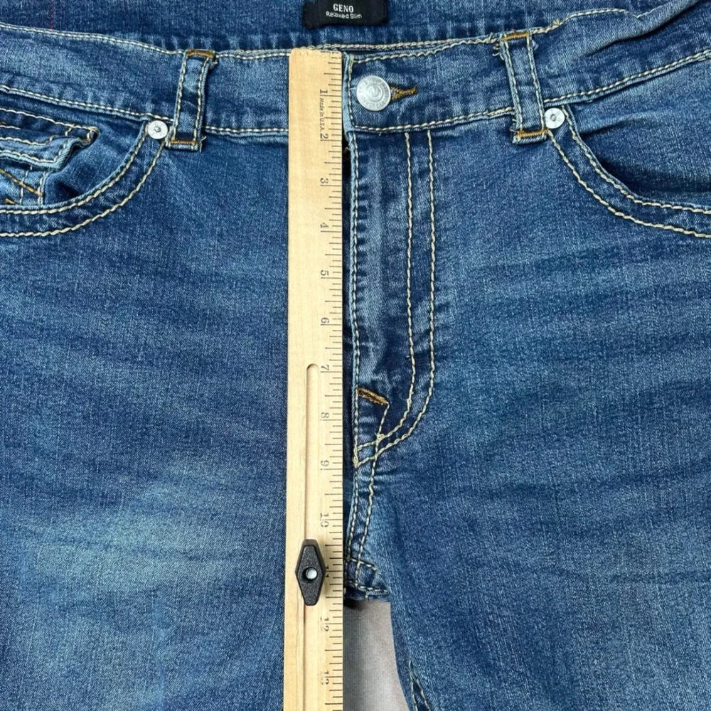 True Religion Geno Relaxed Slim Blue Jeans Mens 44 Medium Wash Flap Pocket Denim